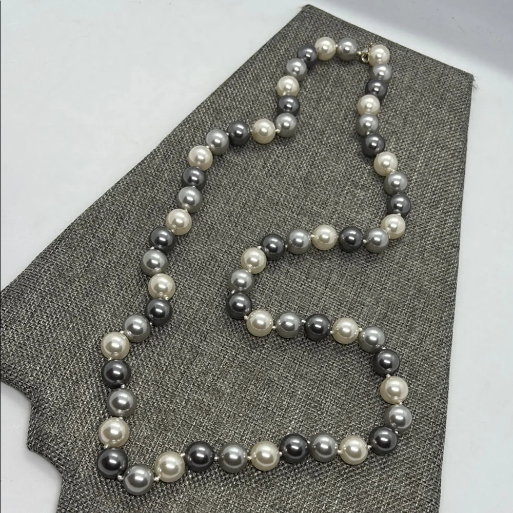 RMN Sophisticated Silver and White Faux Pearl Necklace - Picture 1 of 6